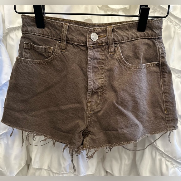 PacSun Pants - PacSun High Waisted Frayed Hem Brown Denim Shorts Women’s Size 23